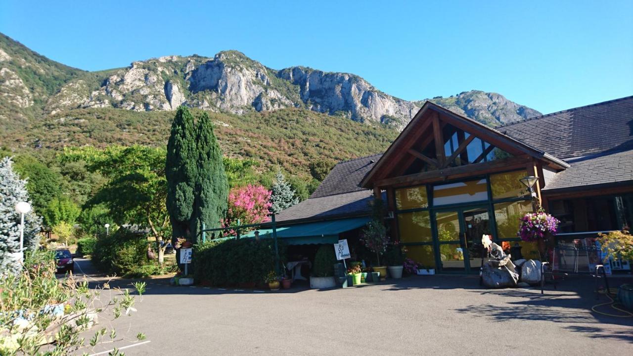 Camping Ecovillage Soleil Du Pibeste Agos-Vidalos Exteriör bild