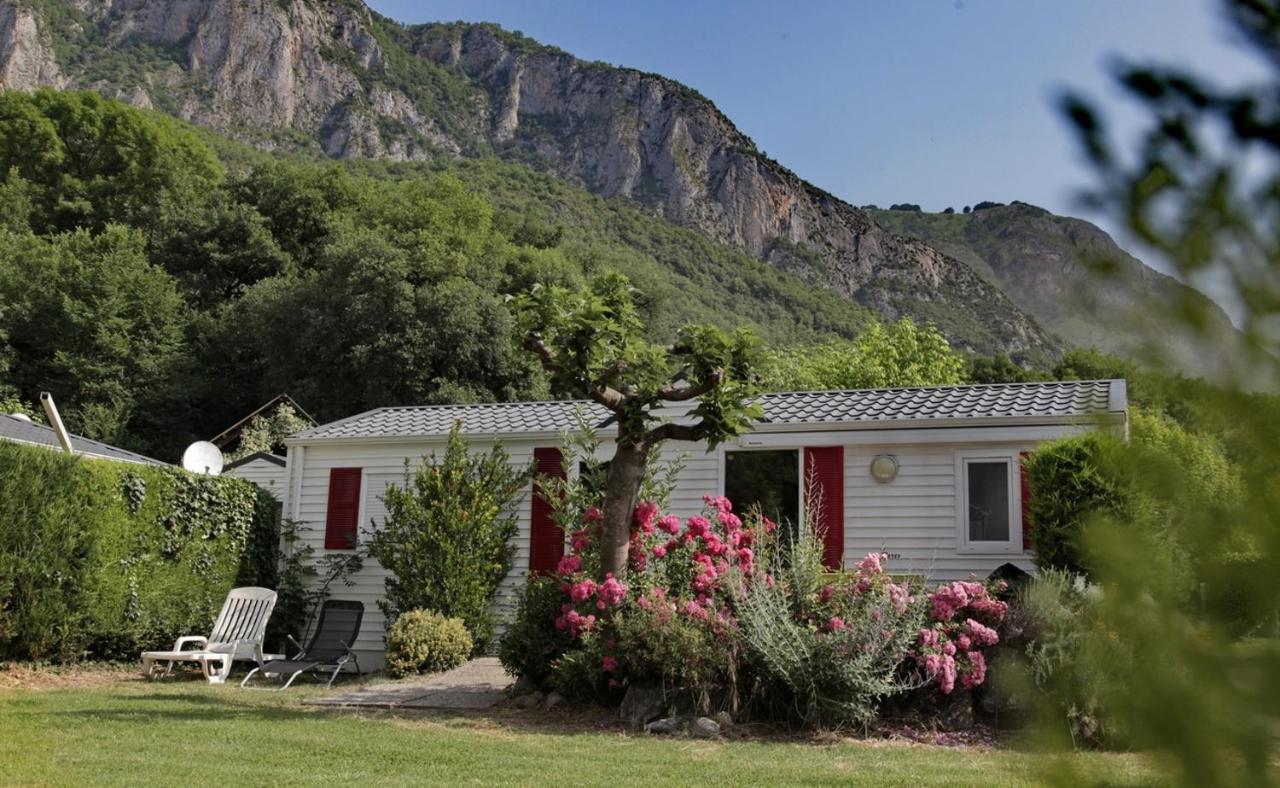 Camping Ecovillage Soleil Du Pibeste Agos-Vidalos Exteriör bild