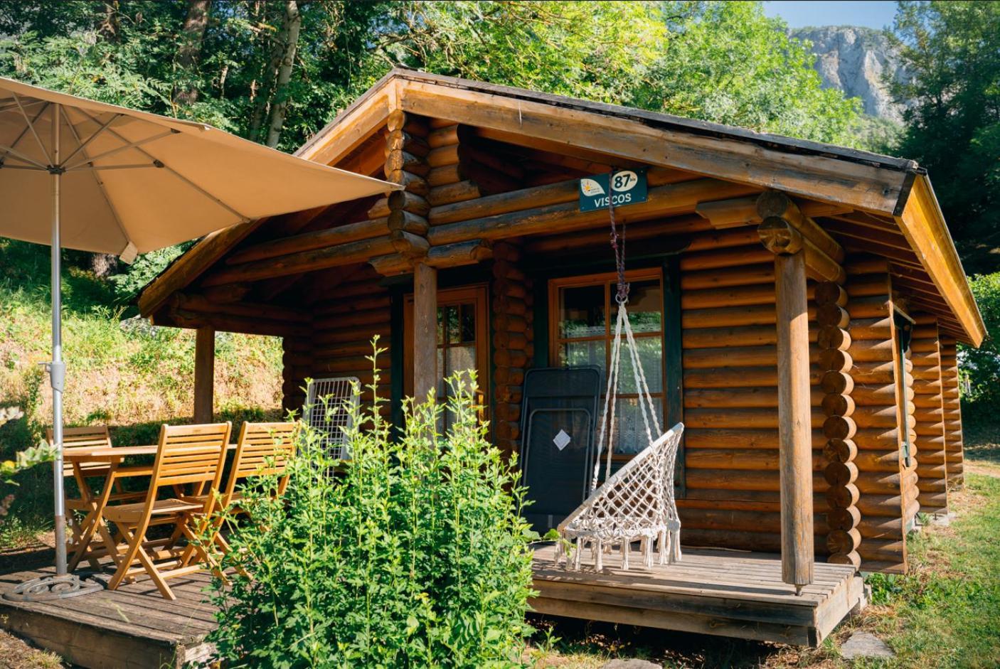 Camping Ecovillage Soleil Du Pibeste Agos-Vidalos Exteriör bild